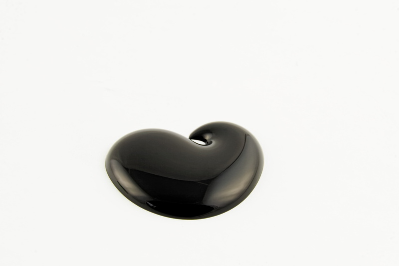 tempera, paint, oil paint, simplicity, embroidery, bluetooth, white, single object, positive emotion, symbol, painter, acrylic paint, happiness, black color