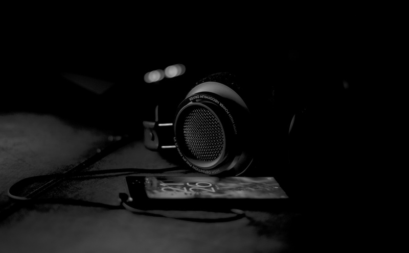 Headphones, still life, the media, input device, arts culture and entertainment, communication, smartphone, analog, close-up, broadcasting, audio electronics