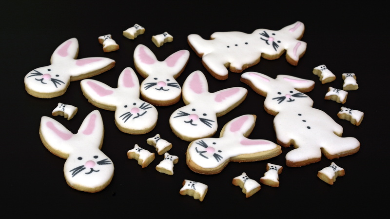 easter bunny, bunny face, freshness, representation, cookies, close-up, still life, studio shot, mammal, sweet food, white, baked food, dessert, rabbit ears