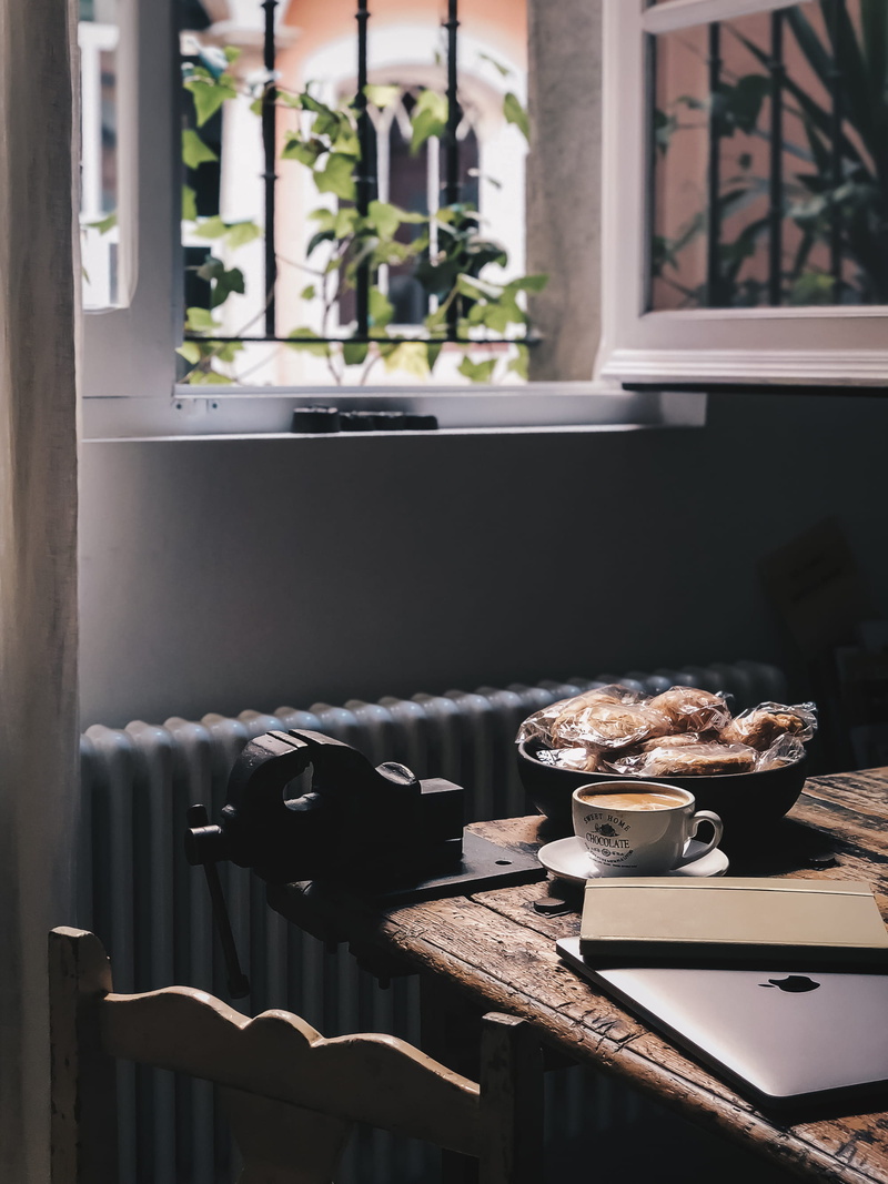 wood, light, meal, desk, office desk, window light, food, apple, indoors, working table, gourmet, heat - Temperature, iphone x, macbook, close-up, morning light