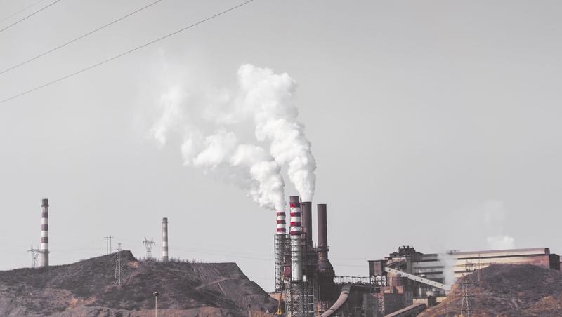industrial, smoke stack, blowing, nature, smoke, building exterior, chimney, no people, air pollution, manufacture, factory, steam, outdoors, architecture