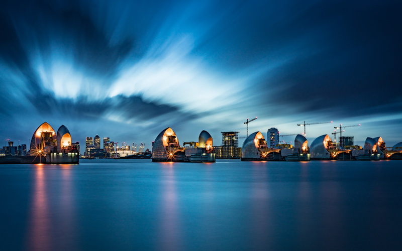 water, 2K, River Thames, London, long exposure, night, river, lights, architecture, cranes (machine)