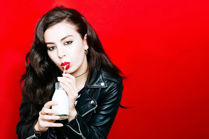 house, babe, indie, 1080P, electro, synth, synthpop, pop, charli, singer, electronica, xcx