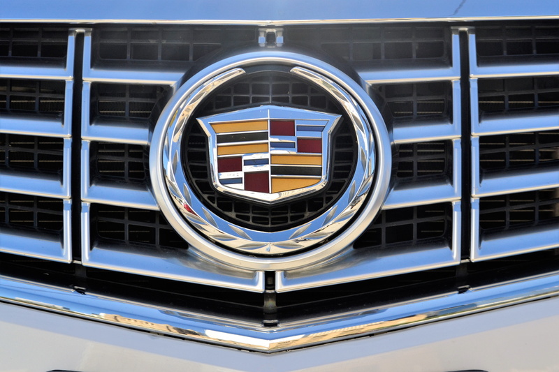 window, 2017, transportation, business, glass - material, chrome, vehicle, tricoat, famous, design, reflection, motor, technology, circle, exterior, day