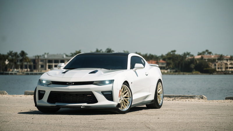 luxury vehicle, chevrolet, land vehicle, vehicle, performance car, personal luxury car, car, chevrolet camaro ss, wheel, sports car, automotive design