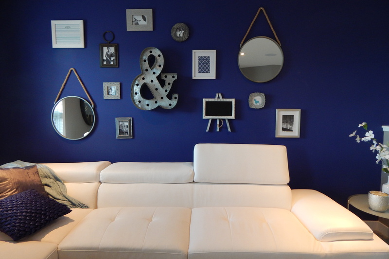 lighting equipment, electric lamp, luxury, domestic room, modern, clock, couch, living room, technology, room, home interior, picture frame, frame, house