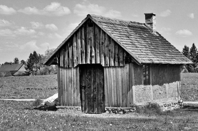 color Image, rustic, deterioration, agriculture, Black And White, hut, agricultural building, old-fashioned, built structure, no People, damaged, abandoned