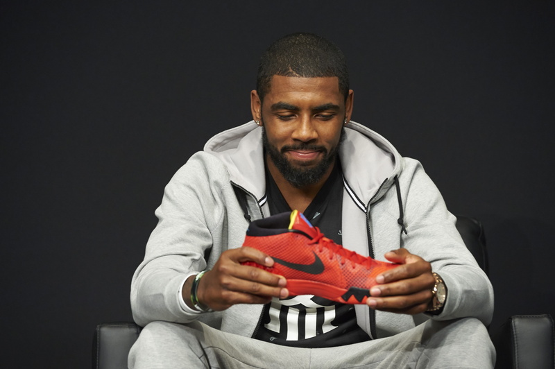 young adult, black background, lifestyles, holding, Kyrie irving, adult, 4K, Cleveland cavaliers, one person, Basketball, waist up, sitting, cut out, men