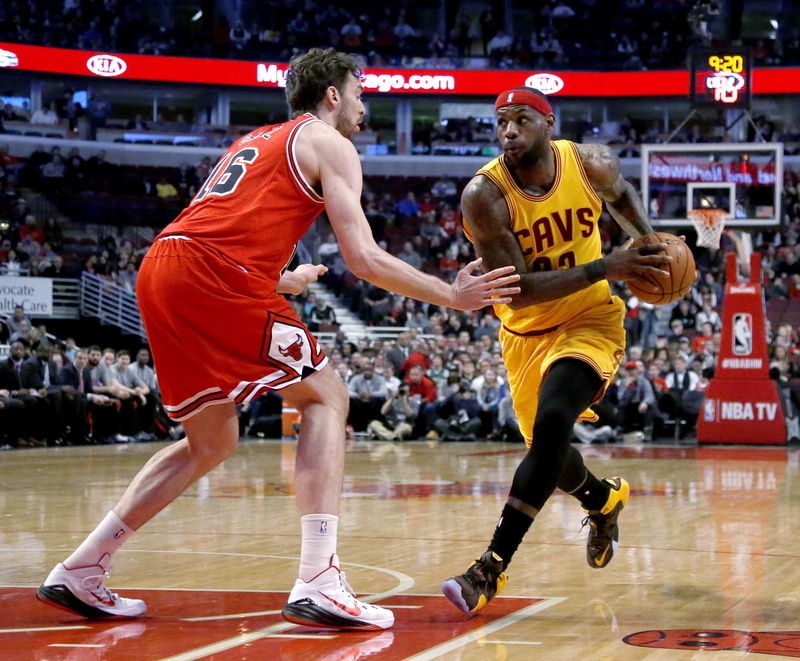 2K, lebron, sports Team, muscular Build, playing, effort, success, spectator, event, outdoors, sports Venue, sports Race, professional Sport, rivalry