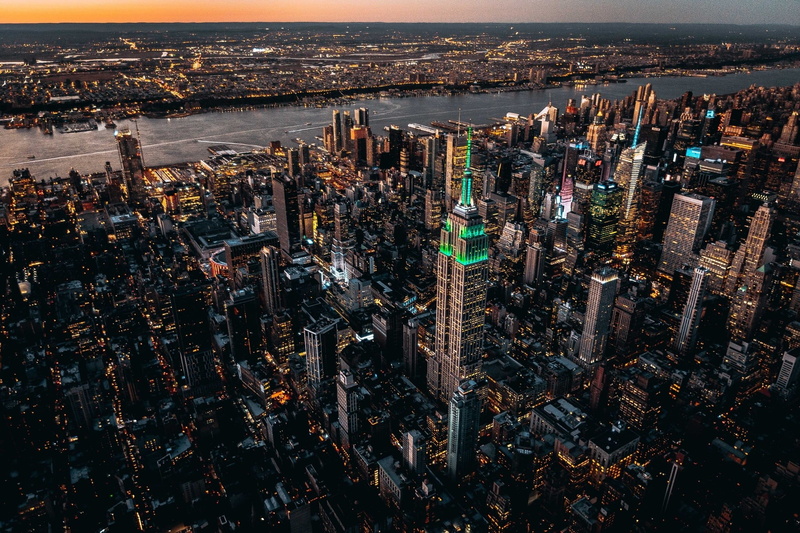 depth of field, river, crowded, water, financial district, cityscape, high angle view, city, sky, building, crowd, built structure, city life, travel destinations