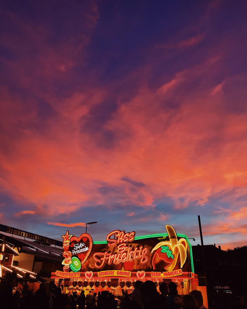 clothing, roller coaster, person, illuminated, building exterior, 2K, arts culture and entertainment, sunset, nature, suit, no people, theme park, lighting equipment