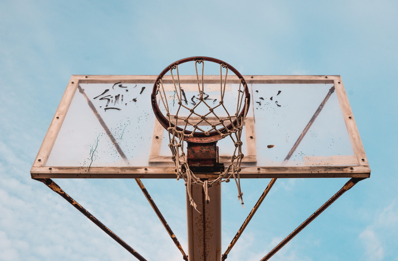 basketball, backboard, low, 5K, sport, no people, old, portable, run-down, basketball - sport, obsolete, graffiti, low angle view, angle, rusty, sky, outdoors