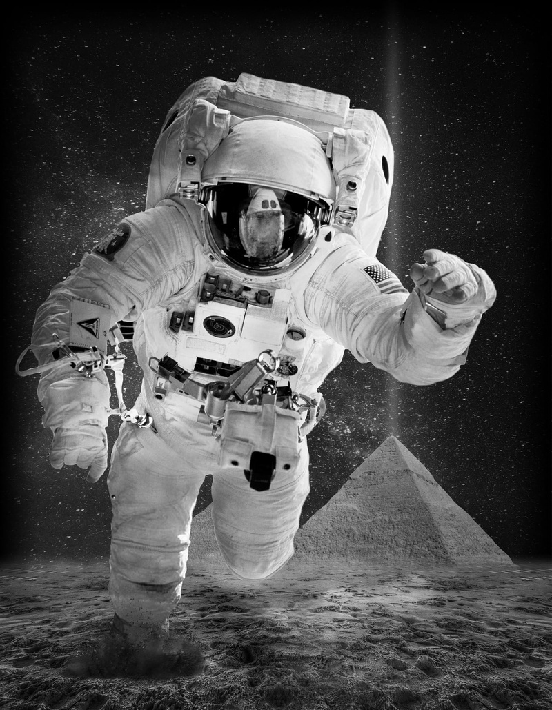 rescue, pyramid, two people, lunar, astronaut, occupation, space suit, protection, structure, accidents and disasters, 1080P, gas mask, space, people