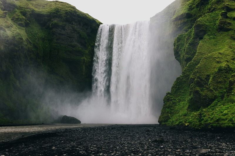 land, huge, day, rock, outdoors, waterfall, 4K, no people, falling water, skógafoss waterfall, flowing, motion, power in nature, blurred motion, long exposure