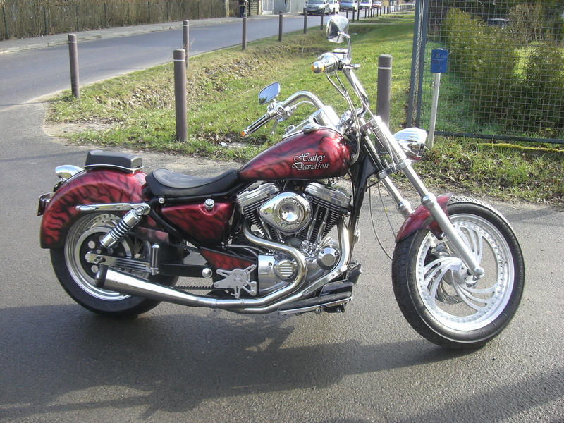 day, harley, 2K, silver colored, motorcycle, side view, land vehicle, nature, red, absence, metal, paintwork, road, stationary, sunlight, no people, wheel