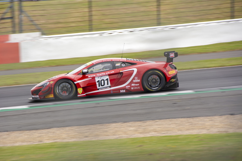 towcester, motor vehicle, united kingdom, race, motor racing track, silverstonegp, sport, competition, sports track, motion, auto racing, speed, day, sports race