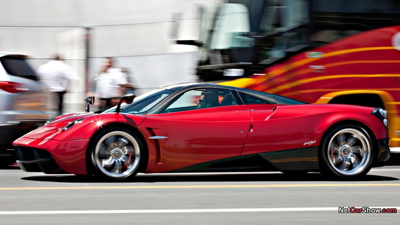 sports race, 720P, architecture, blurred motion, transportation, city, outdoors, mode of transportation, motion, wheel, car, luxury, red, on the move