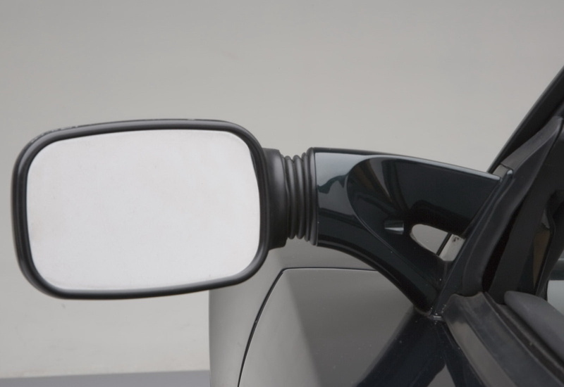 indoors, absence, 720P, still life, copy space, focus on foreground, no people, reflection, roadster, sky, nature, sunglasses, mode of transportation