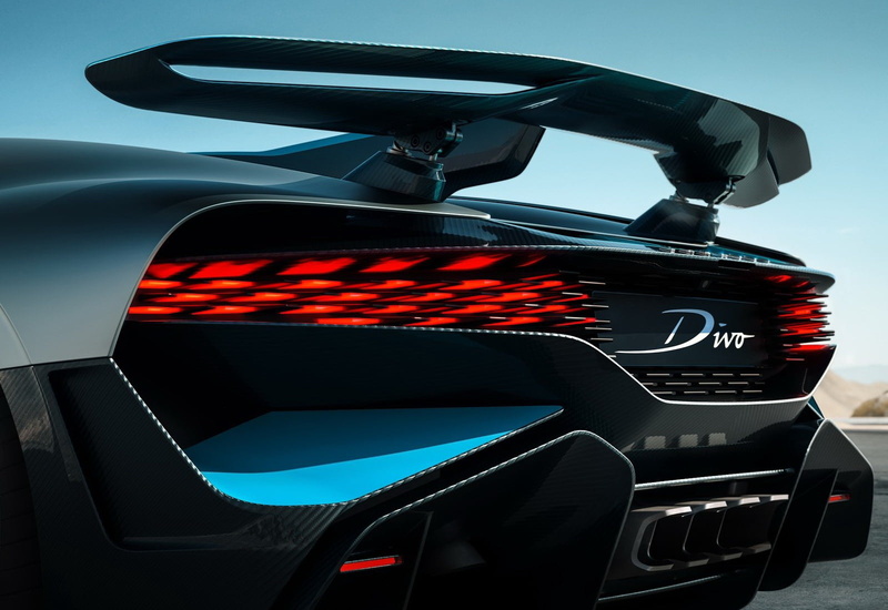 bugatti, 720P, close-up, no people, transportation, black color, burning, illuminated, safety, heat - temperature, nature, communication, car, mode of transportation