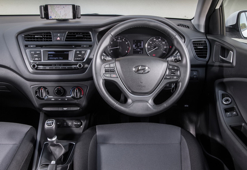hyundai, control panel, coupe, seat, travel, car interior, wealth, i20, 720P, luxury, no people, motor vehicle, gearshift, land vehicle, car, vehicle interior