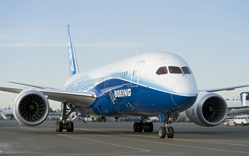 transportation, dreamliner, boeing, travel, air vehicle, sky, clear sky, airport runway, commercial airplane, jet engine, no people, aerospace industry