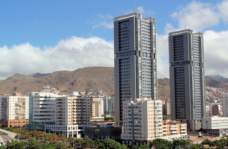 apartment, cityscape, nature, 4K, no people, architecture, sky, built structure, building, building exterior, mountain, residential district, outdoors