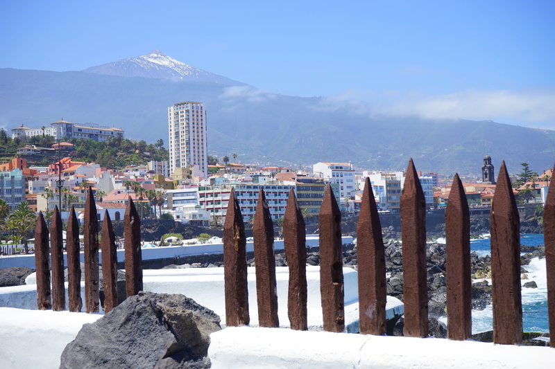 mountain, no people, snow, tree, snowcapped mountain, city, cold temperature, lago martiánez, winter, swimming pool, mountain peak, sky, canary islands
