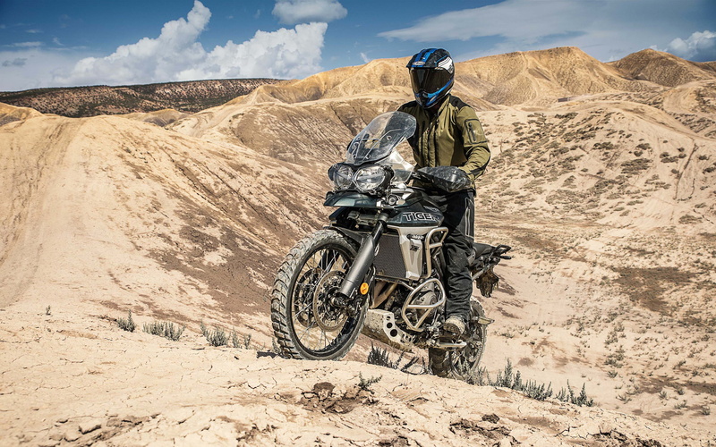 landscape, one person, 4K, transportation, 2018, shadow, day, rock - object, arid climate, bicycle, Triumph, desert, XCA, land, travel, leisure activity