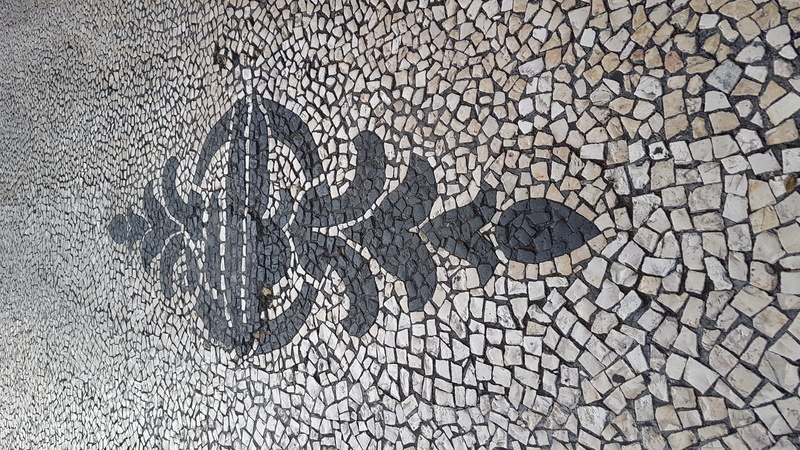 outdoors, directly above, cracked, full frame, nature, funchal, cobblestone, desing, street, art and craft, stone material, no people, stone, rua, portugal