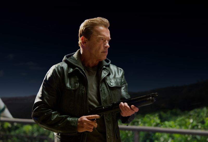 Film, Adventure, 2015, Night, Thriller, Sci-Fi, shwazenegger, Weapon, Darkness, Arnold Schwarzenegger, Terminator: Genisys, arnold, 4K, Gun