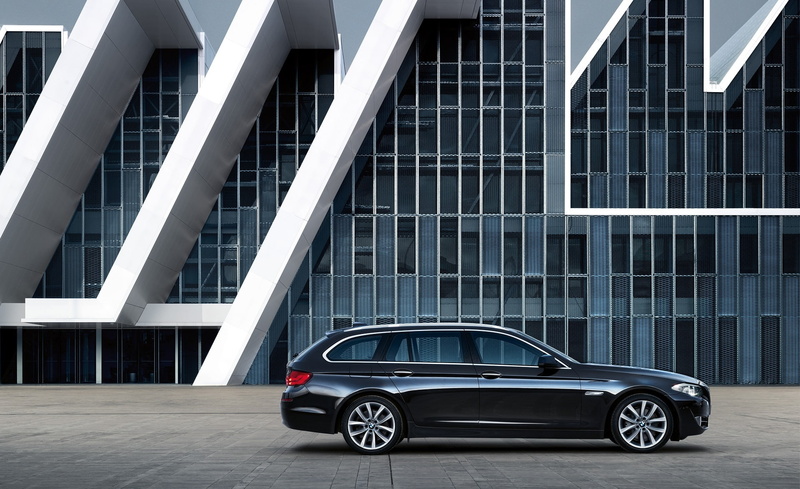 touring, office building exterior, modern, day, built structure, mode of transportation, building, city, bmw 5 series touring f11 side view, building exterior