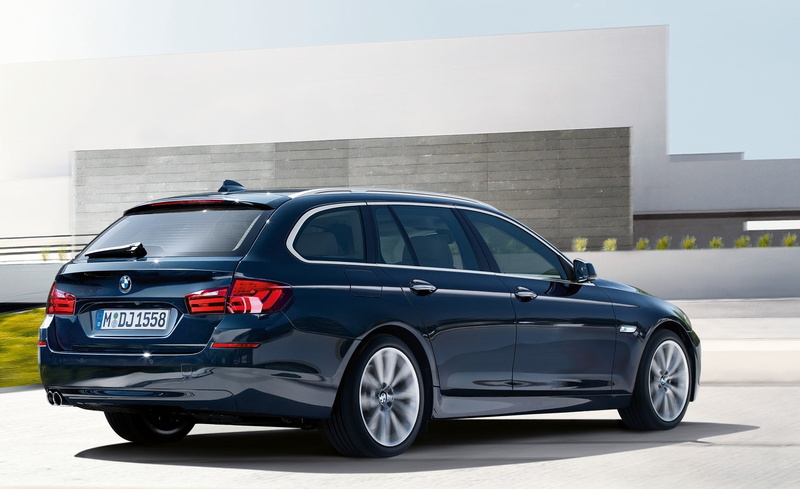 street, outdoors, design, 1080P, bmw 5 series touring f11 rear angle, rear angle view, building exterior, mode of transportation, control, motion, f, speed