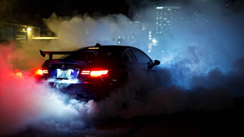 motor vehicle, transportation, sign, spectator, illuminated, smoke - physical structure, 1080P, emotion, car race cars racing, motion, accidents and disasters
