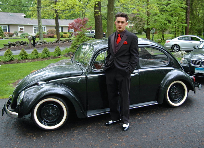 adult, young man, young adult, vw, mid adult, portrait, dapper, male, front view, luxury, mode of transportation, outdoors, men, males, posing, motor vehicle