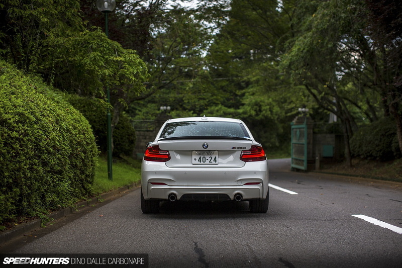 red, bmw bmw e30 m235i speed hunters bmw m3 e30, outdoors, tree, travel, text, no people, plant, city, motor vehicle, forest, road, nature, journey, 1080P
