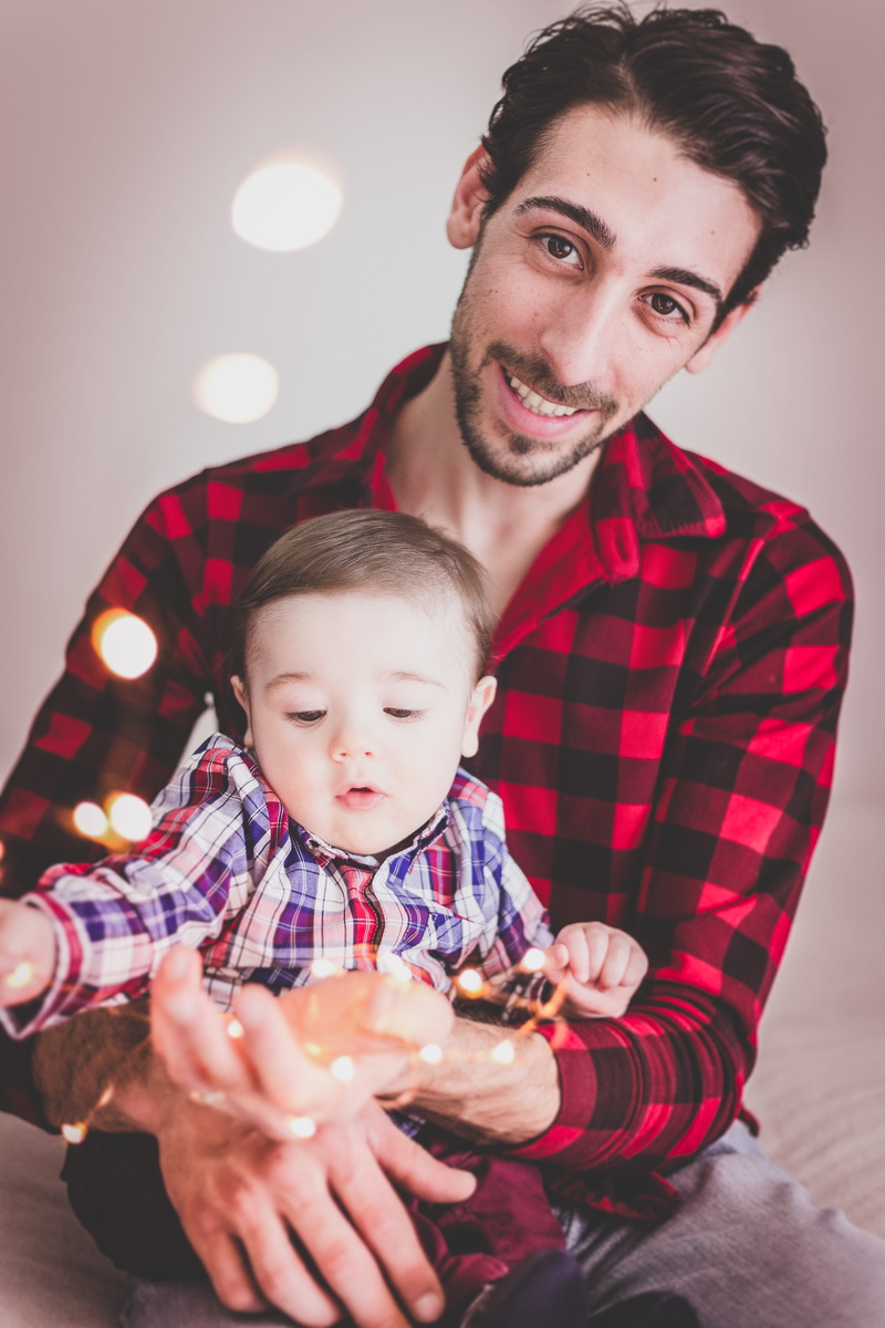 casual clothing, 5K, men, s, boy, togetherness, young adult, love, lap, males, man, indoors, positive emotion, baby, people, child, real people, two people