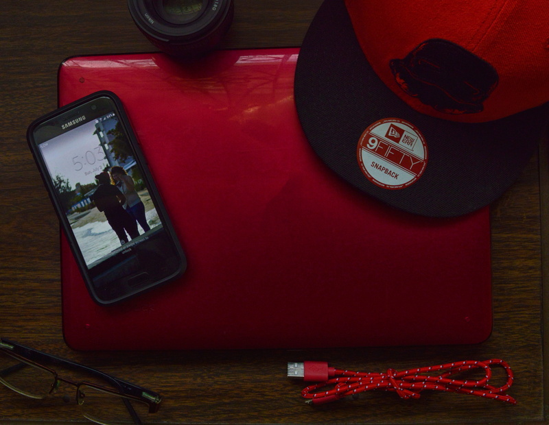 directly above, 4K, no people, galaxy, communication, cap, era, lens, finance, new, portable information device, connection, red, indoors, close-up, iphone