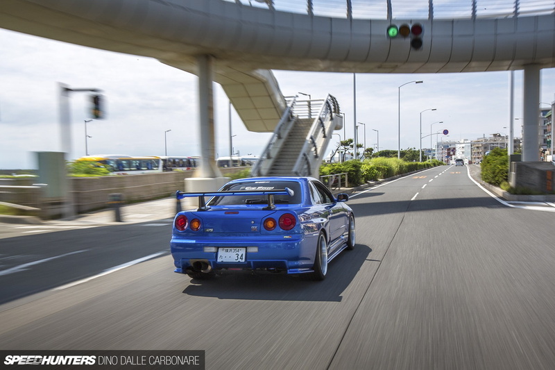 motion, direction, Nissan Skyline, 1080P, motor vehicle, transportation, land vehicle, mode of transportation, city, outdoors, Nissan, symbol, connection