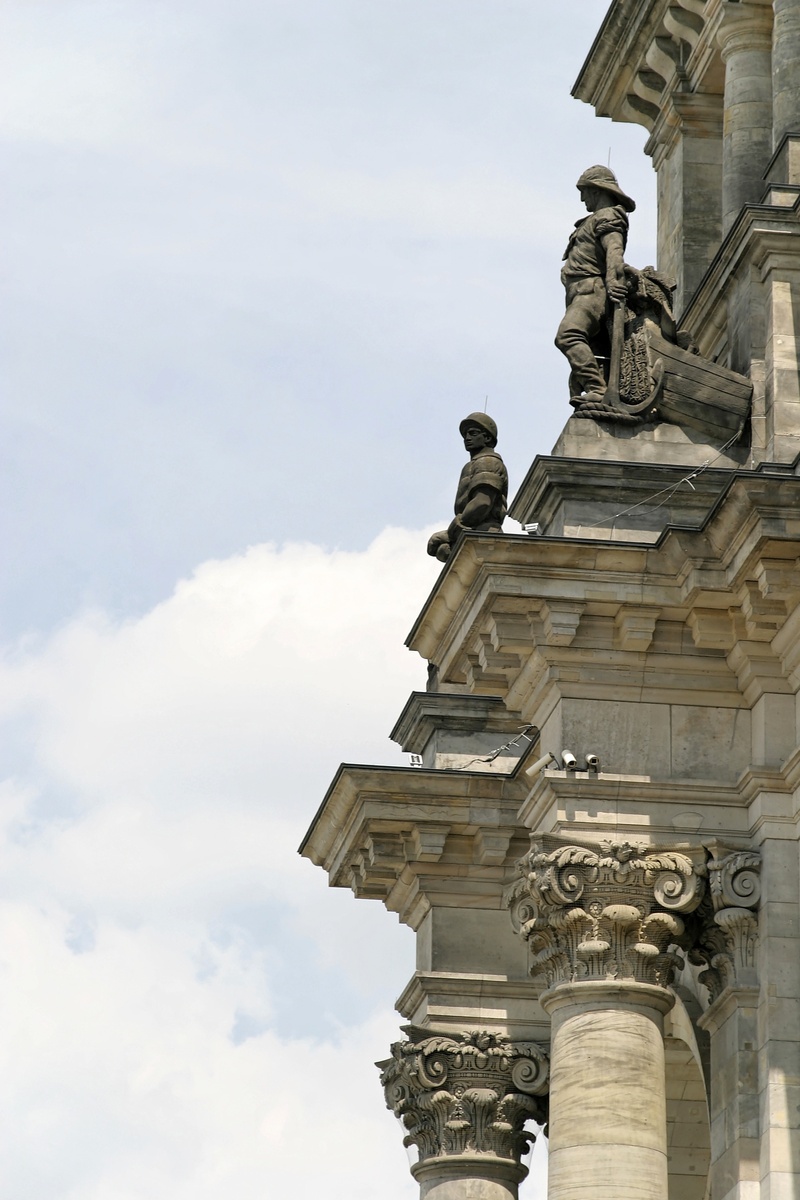 sky, policy, glass dome, day, building, government, 2K, dome, statue, reichstag, spree, germany, the past, outdoors, representation, cloud - sky, art and craft