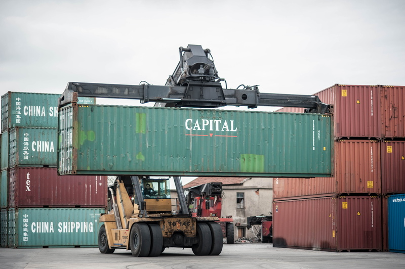 lift, 4K, freight transportation, harbor, cargo container, carrying, commercial dock, intermodal, yellow, nautical vessel, ship, construction site, lifting