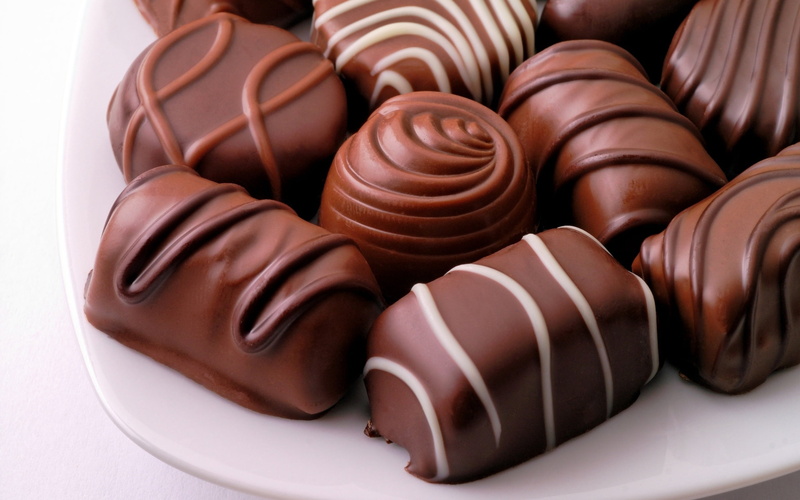 chocolate, backgrounds, no people, indulgence, dessert, sweet, baked, food, temptation, milk Chocolate, snack, close-up, truffles, chocolate Candy, unhealthy Eating