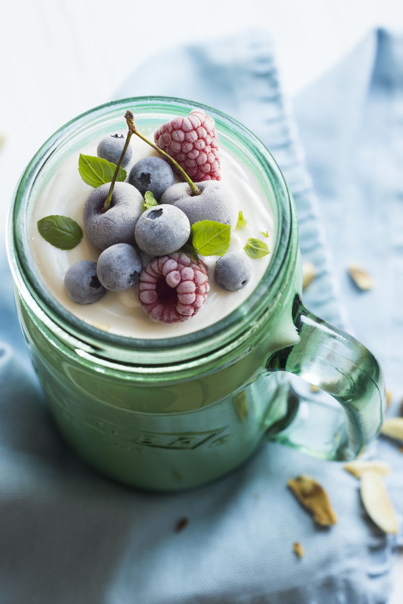 eating, mug, temptation, close-up, food and drink, ice, dessert, blueberry, filled, yogurt, ice cream, topped, green, wellbeing, berry fruit, diet, sweet