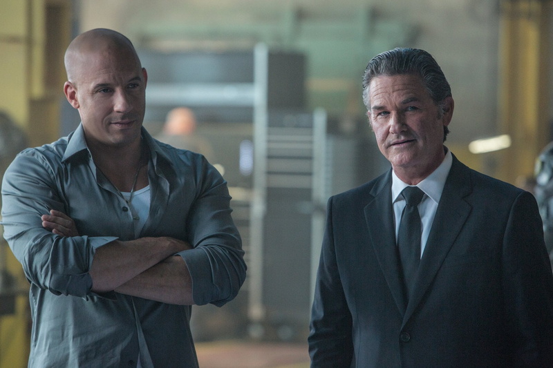 focus on foreground, serious, men, portrait, formal businesswear, two people, businessman, Dominic Toretto, adult, mature men, Furious 7, mature adult
