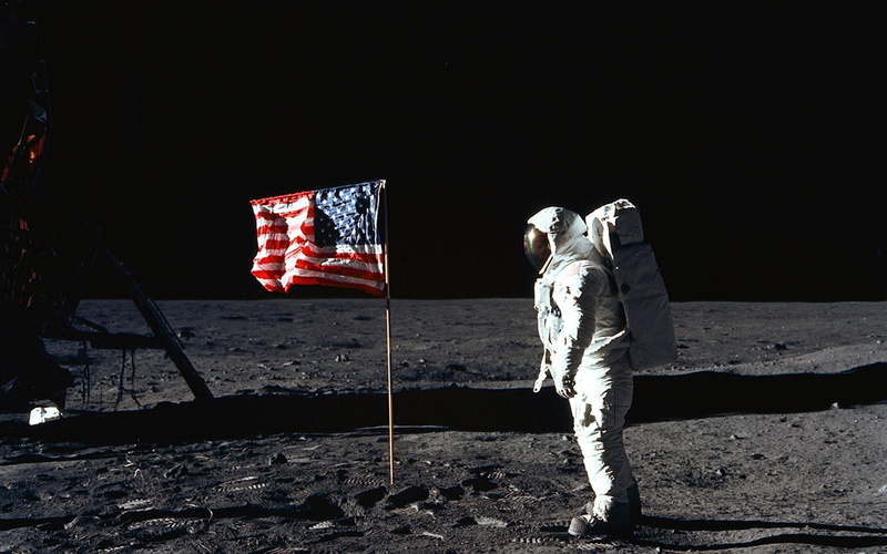 Moon, art, astronauts, space, 720P, moonwalk, flags, hd, moons