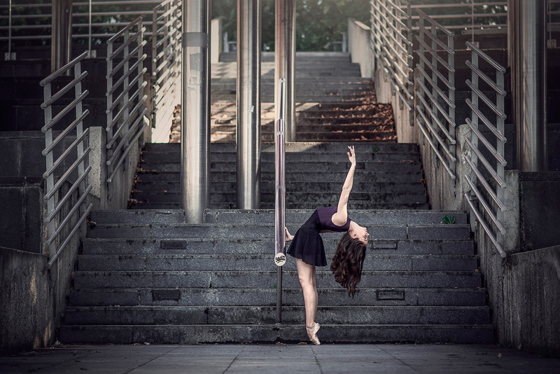 Malory De Lenclos, the city, 1080P, grace, ballerina, Pointe shoes