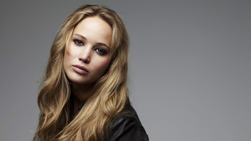 hair, beauty, gray, gray background, portrait, hairstyle, serious, blond hair, top, studio shot, front view, celebrity, indoors, blonde, black, women, young women