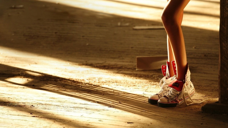 footpath, day, leisure activity, body part, Converse, adult, outdoors, 1080P, standing, sunlight, legs, unfastened, human limb, human foot, limb, shoe