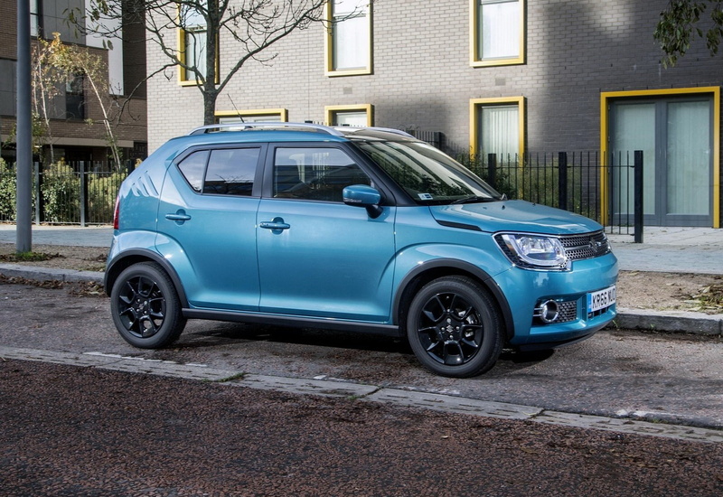 building exterior, land vehicle, road, mode of transportation, no people, outdoors, ignis, day, car, built structure, street, retro styled, old, suzuki