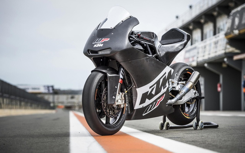 moto, bike, Motorcycles, sports, sports equipment, black, mode of transportation, security, close-up, wheel, sunlight, transportation, outdoors, nature
