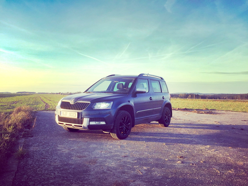 škoda auto, outdoors, mode of transportation, 2K, yeti, car, environment, stationary, škoda yeti, škoda, nature, motor vehicle, land vehicle, field, sky